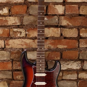 squier strat