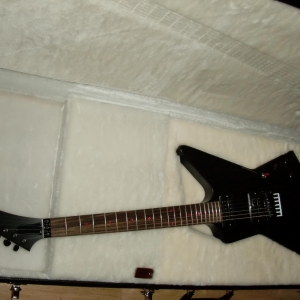 Gibson USA Explorer Vampire Blood Moon