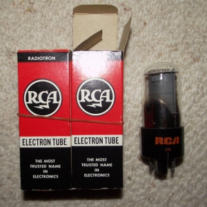 RCA 6V6 GTA Greyplates NOS 1970, mittlerweile geht der Preis pro Paar in Richtung € 100.