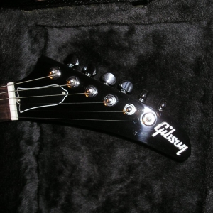 Headstock