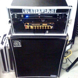 Markbass LM2
Korg DTR 1000
the t.bone TWS 16 HT (custom)
Ampeg SVT-410HLF