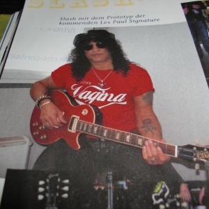 Slash's New Signature