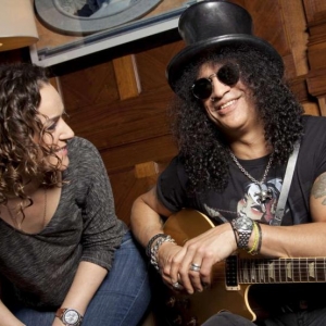 Slash mit Bild Reporterin