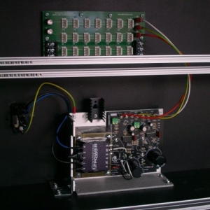 Als Beispiel für ein Cabinet mit Netzteil, Busboard und Verkabelung hier das gerade MU Cabinet