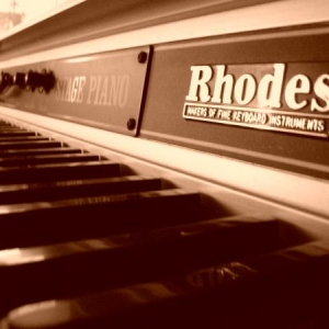 Rhodes im Studio