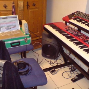 Das Set für die Vorproduktion - Nord Stage, Nord Wave, PowerBook, MBox und ProTools LE