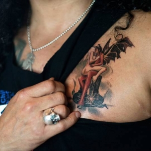 Slash's New Tattoo (2014)