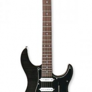 YAMAHA Pacifica 612V BL