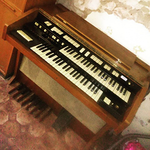 Hammond T200