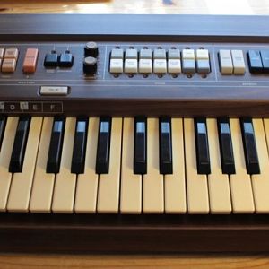 Casio-casiotone-401-01