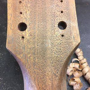 Headstock reshape davor I