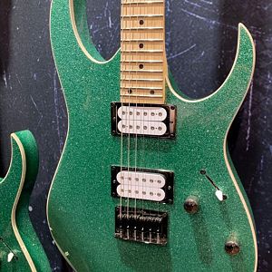 01IBANEZ_RG421MSP1