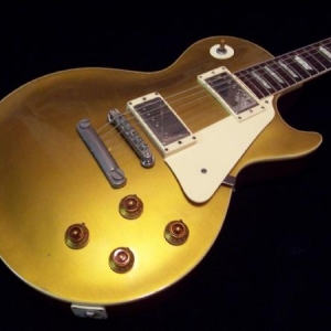 GoldTopGibsonSix