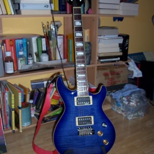 Cort Mirage 600-T in Bright Blue Burst