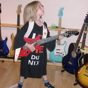 Meine erste Gitarre :) Ich Chef du nix