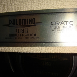 Crate Palomino V8 Logo