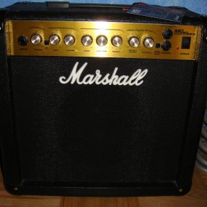 Marshall MG15DFX