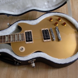 Slash USA Les Paul Goldtop