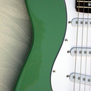 Strat-Korpus in Surf Green