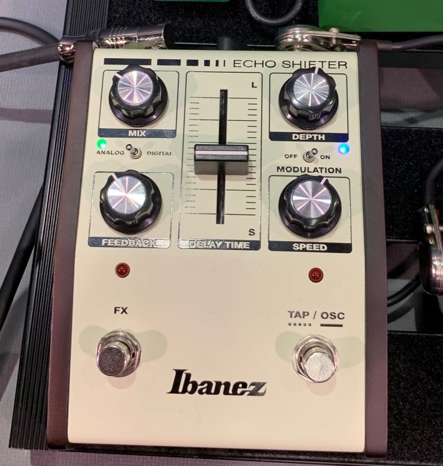 07IBANEZ_Pedal_1