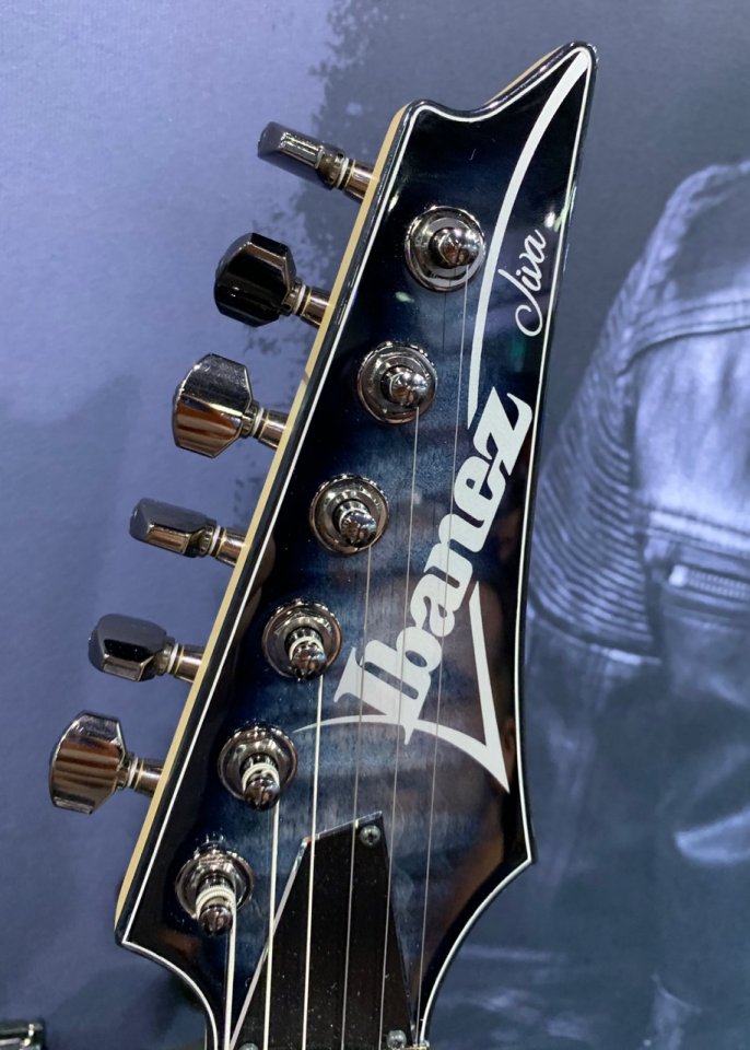 08IBANEZ_Signature_11