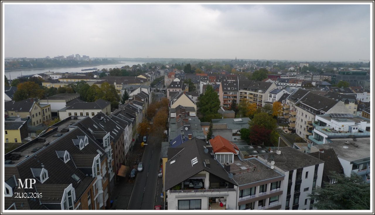 20161021_124800 MP P1280729 Turmaussicht Stromabwärts Bonn-Beuel