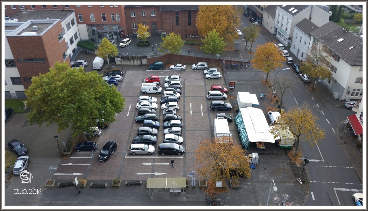 20161021_124802 Rsig Bonn-Beuel Parkplatz