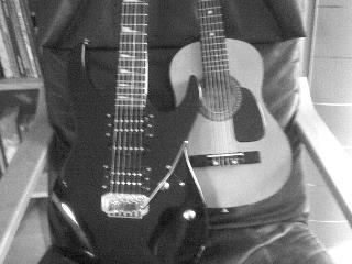 Black&White Ibanez with acoustic