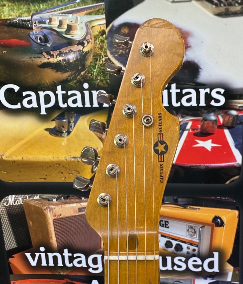 Captain Guitar2