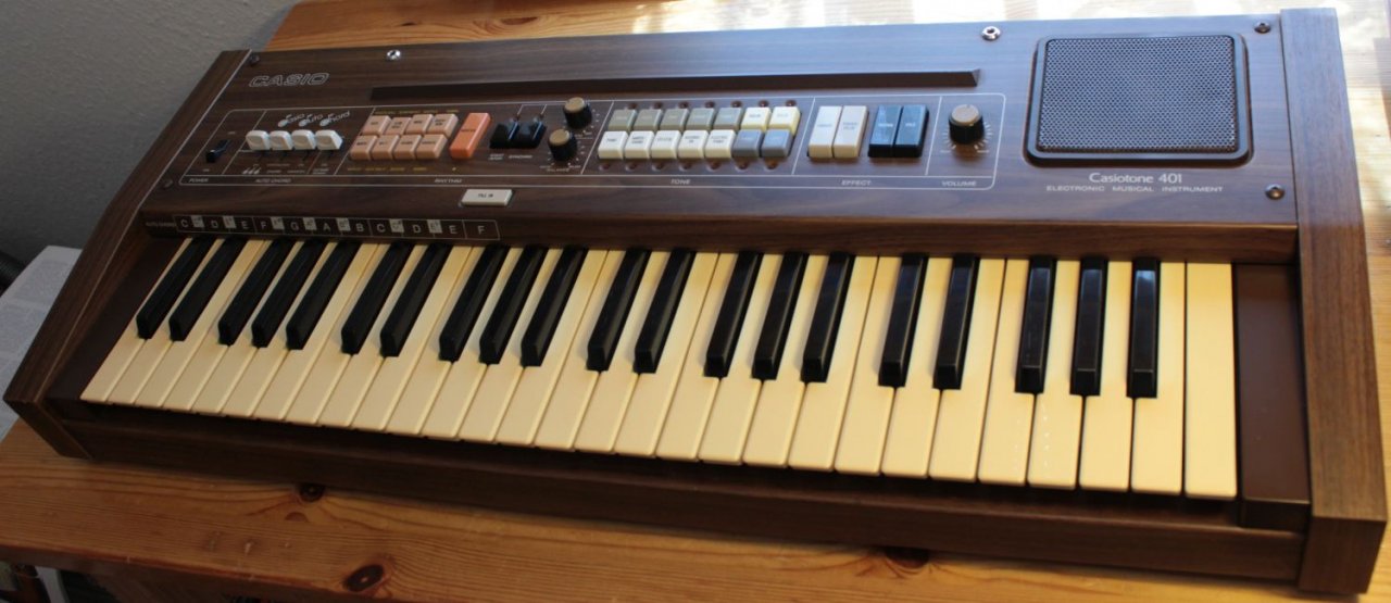 Casio-casiotone-401-02