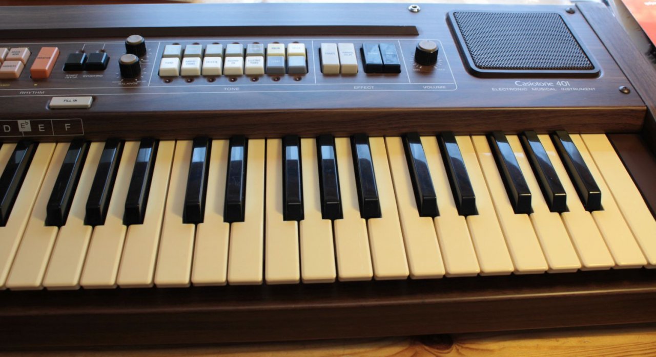 Casio-casiotone-401-05