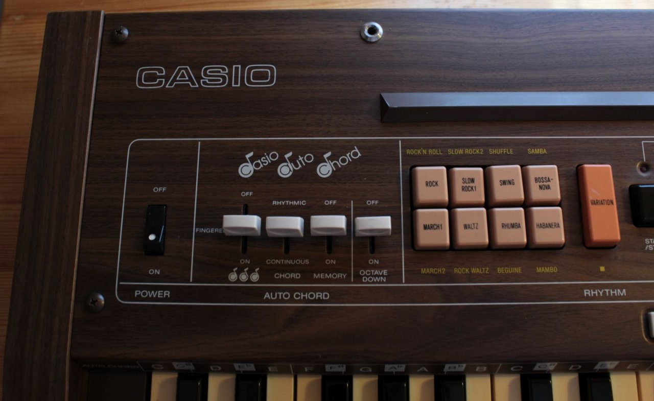 Casio-casiotone-401-09