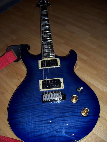 Cort M600-T Bright Blue Burst