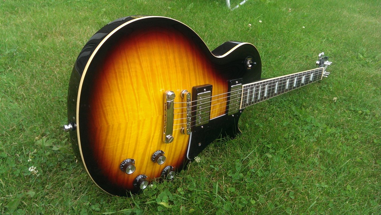 Epiphone Les Paul Tribute Plus