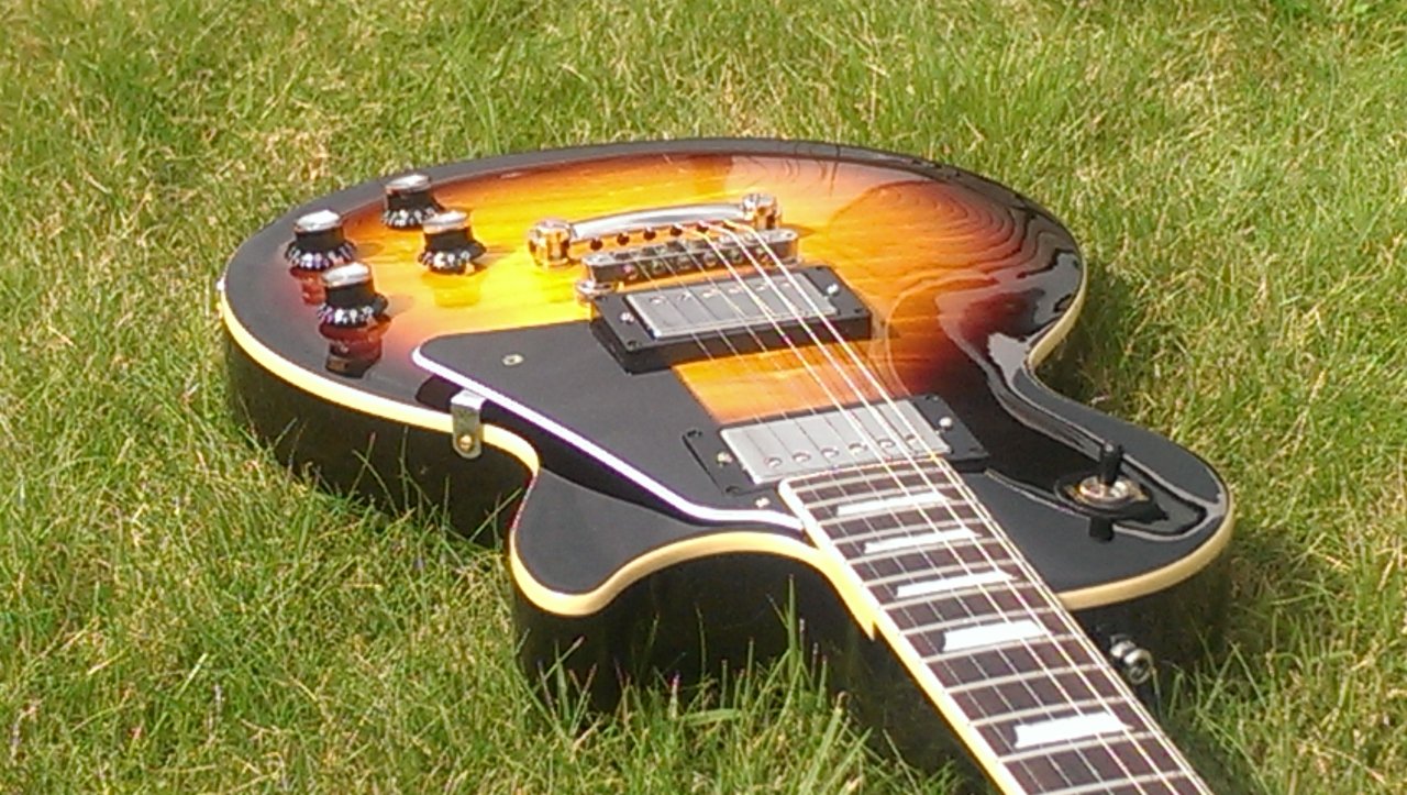 Epiphone Les Paul Tribute Plus