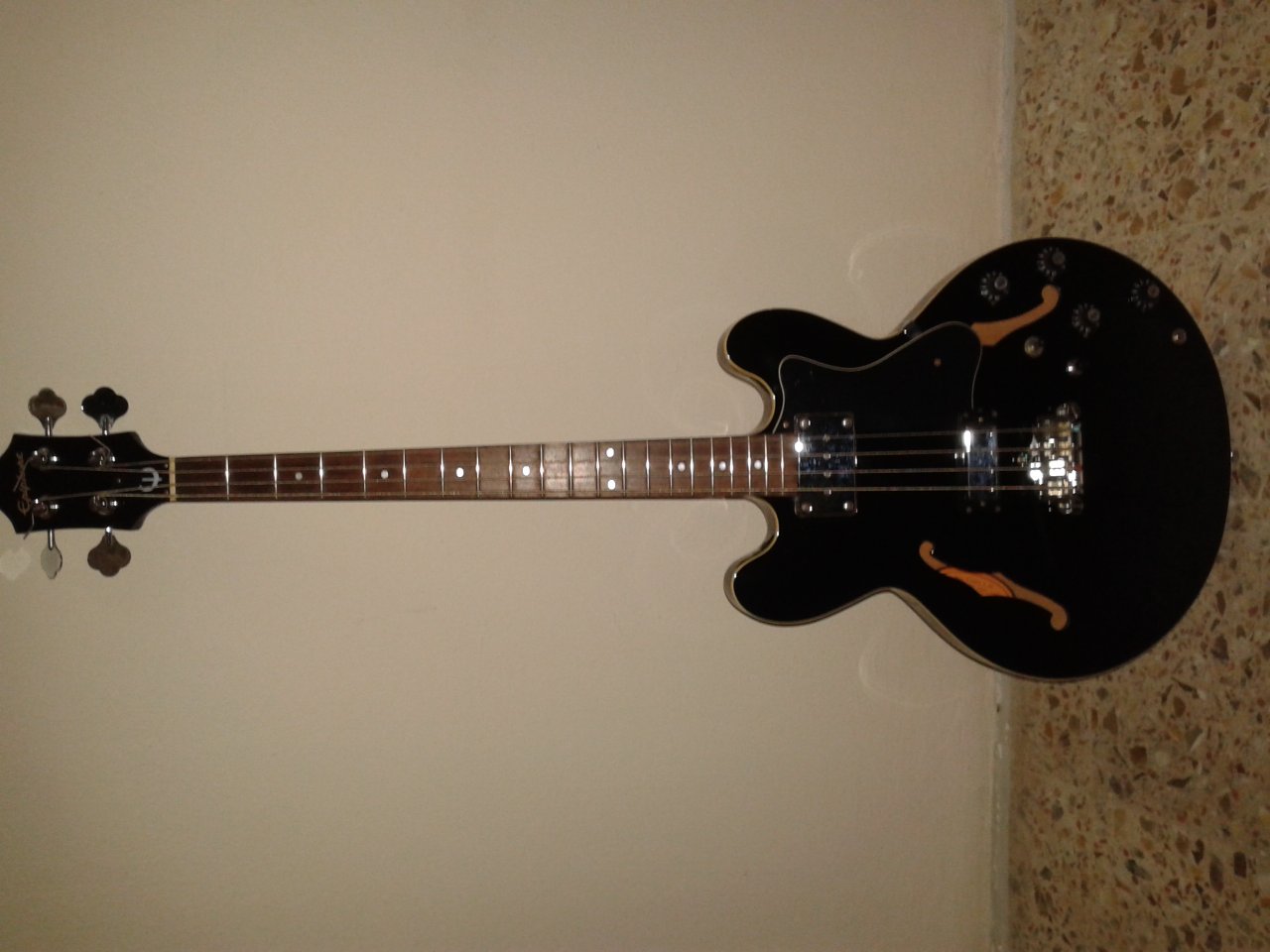 Epiphone Rivoli II 2000