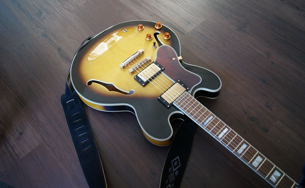 Epiphone Sheraton II