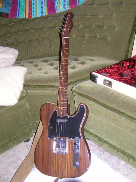 Fender Rosewood Telecaster 01