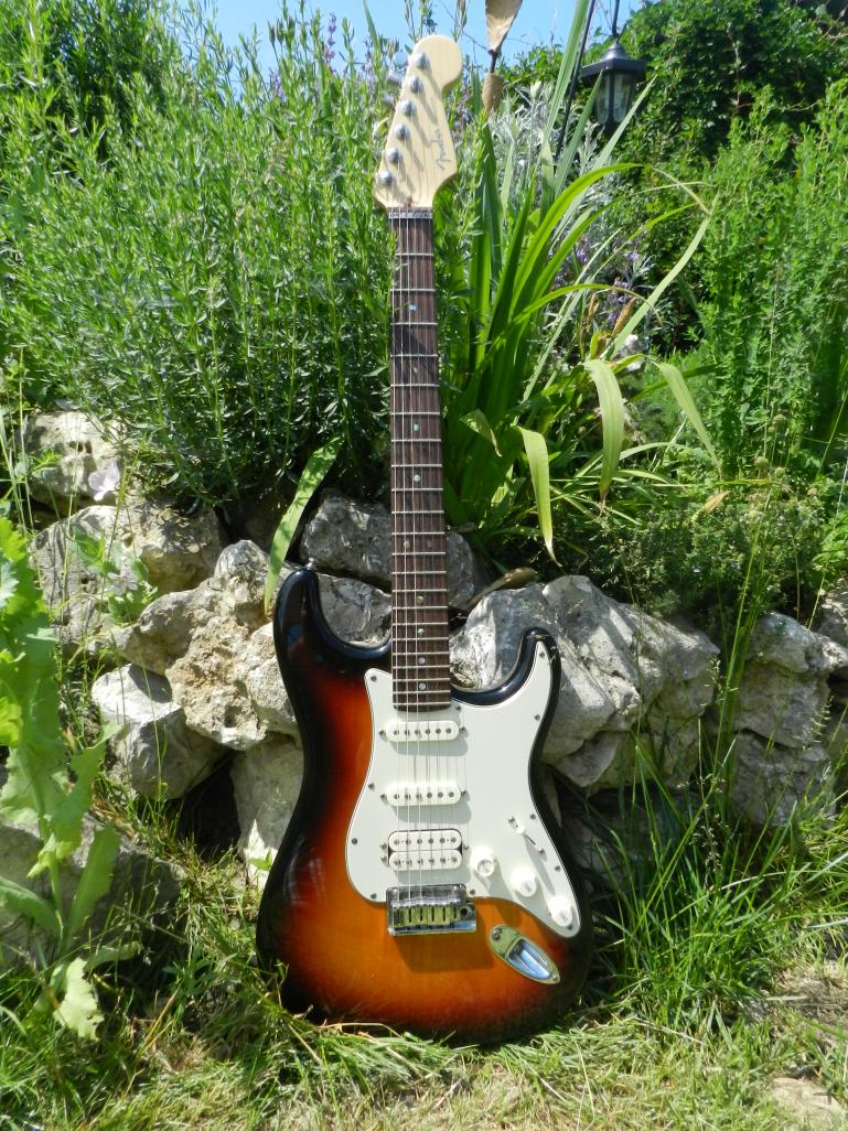 Fender Stratocaster Deluxe HSS