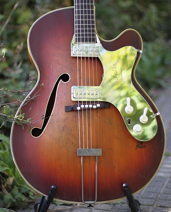 Framus Florida mit Schaller-Schlagbrett