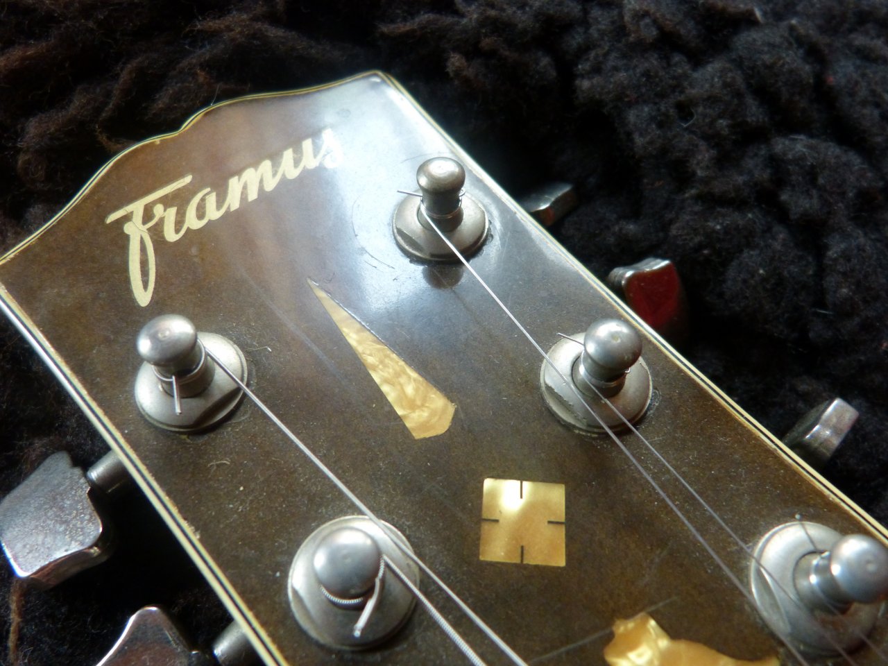 Framus S 360