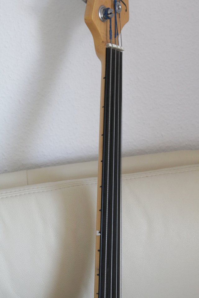 Fretless Hals mit Markierungen