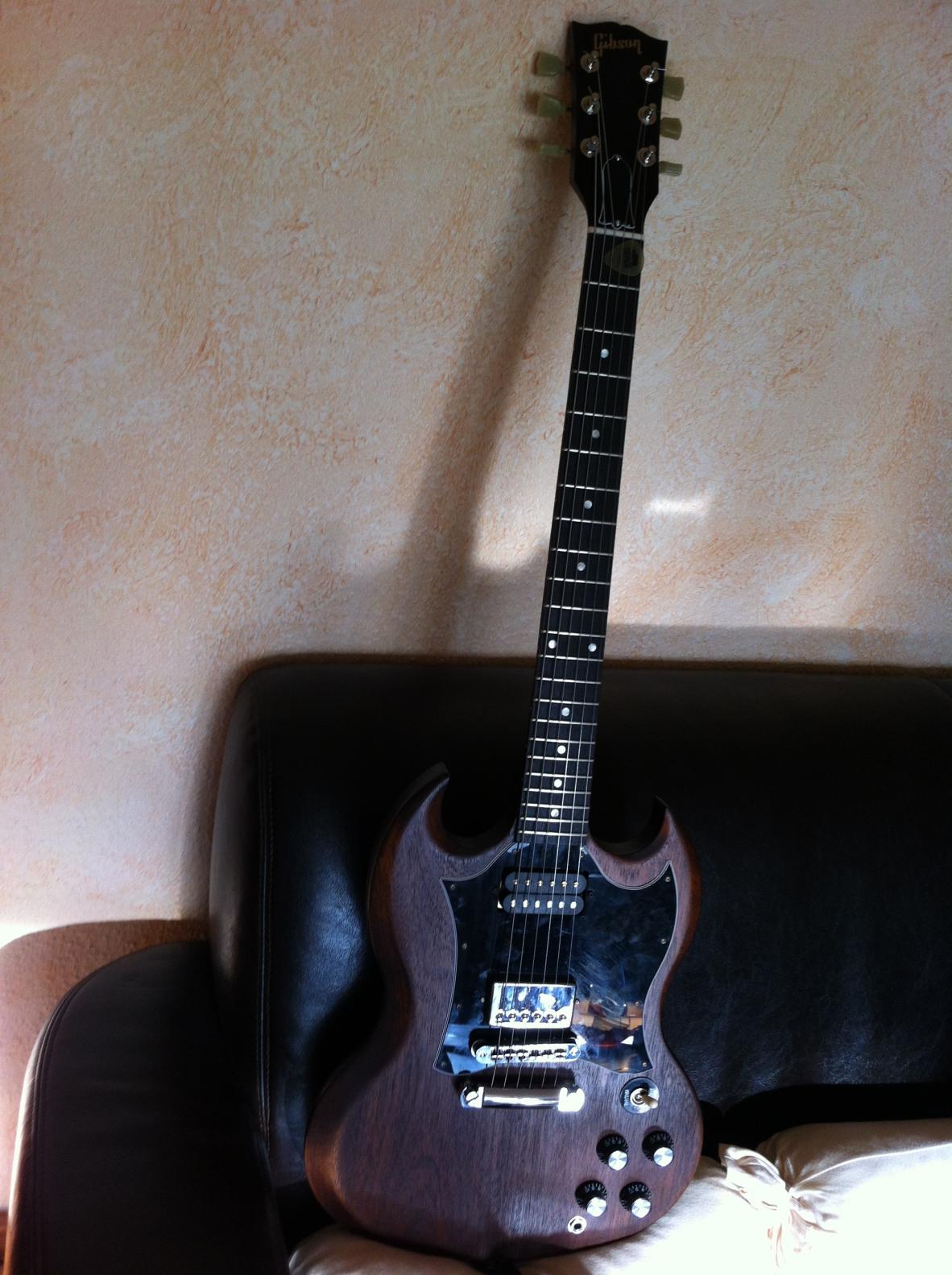 Gibson SG Special