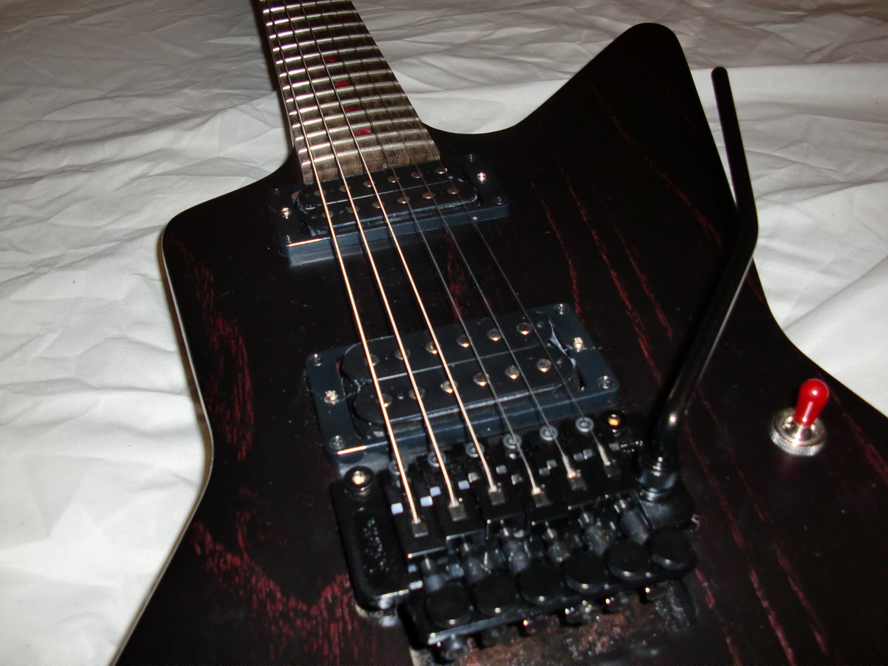 Gibson USA Explorer Vampire Blood Moon