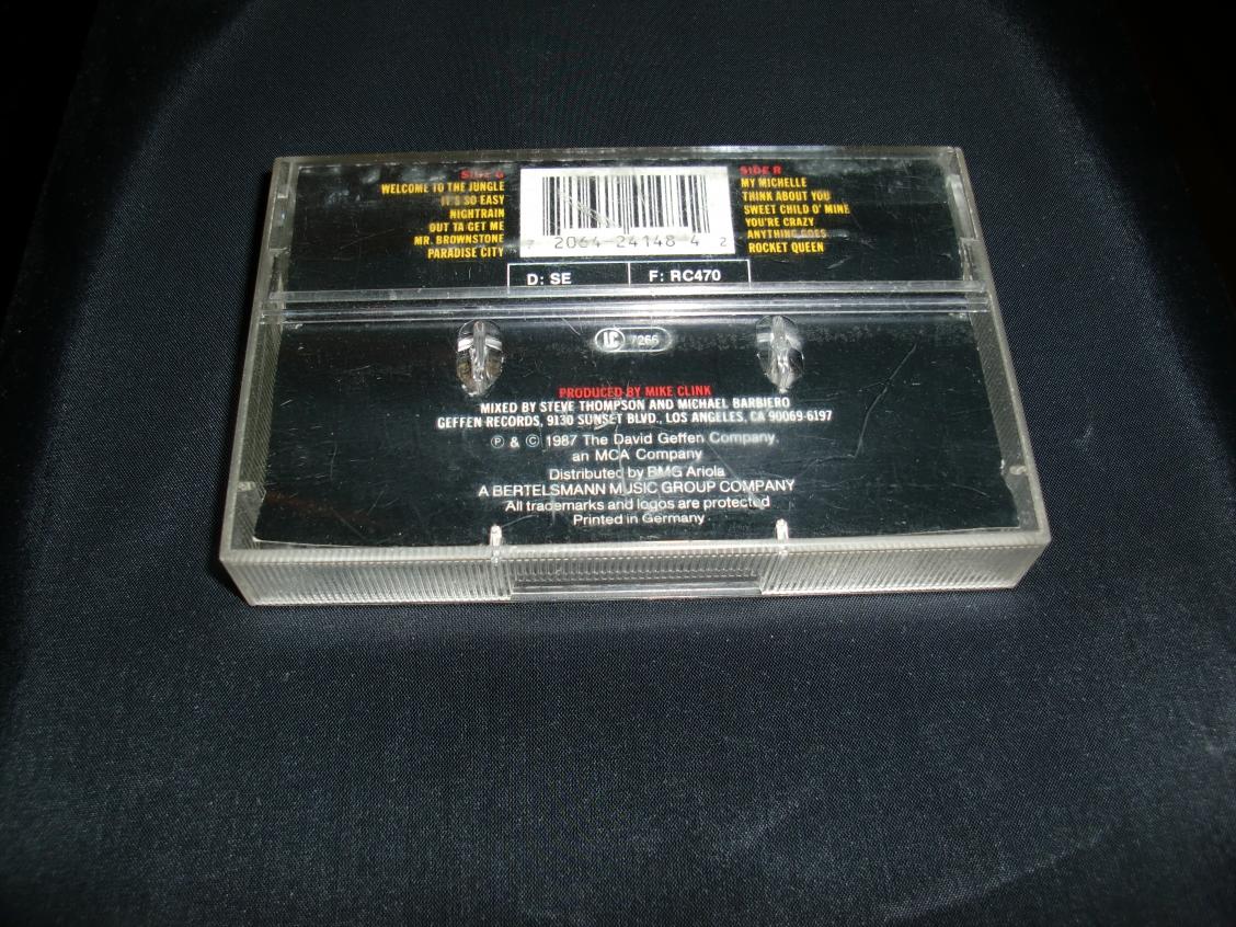 GUNS N' ROSES - Appetite For Destruction (Tape)