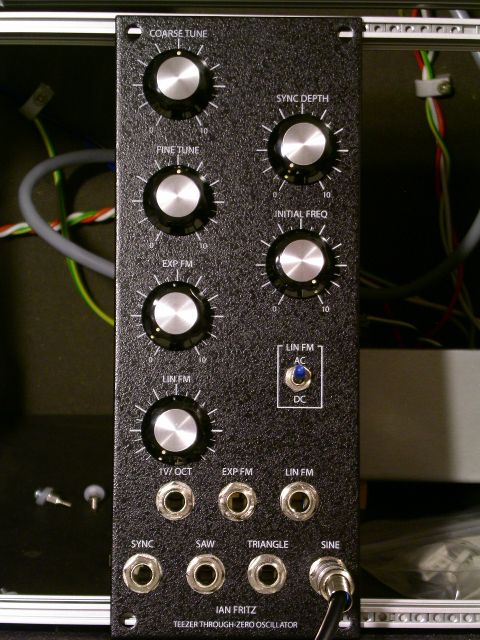 Ian Fritz Teezer VCO Vorderseite