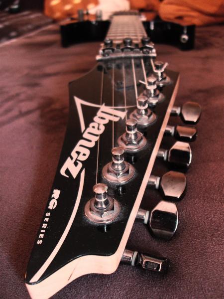 ibanez headstock