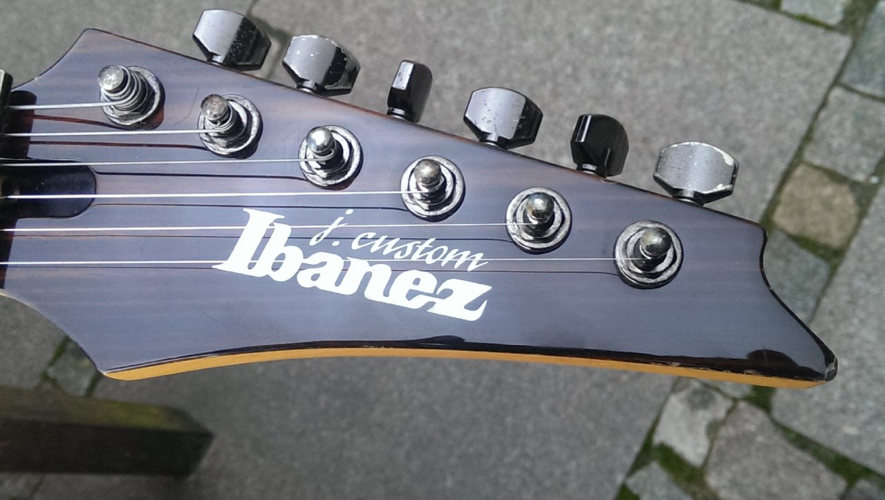 IBANEZ J-CUSTOM 8270 Kopfplatte