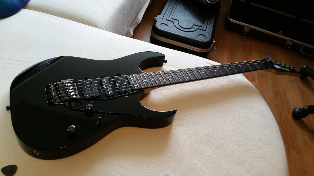 Ibanez RG1570-BK