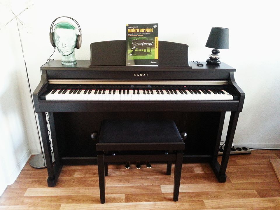 Kawai CN-34 (offen)